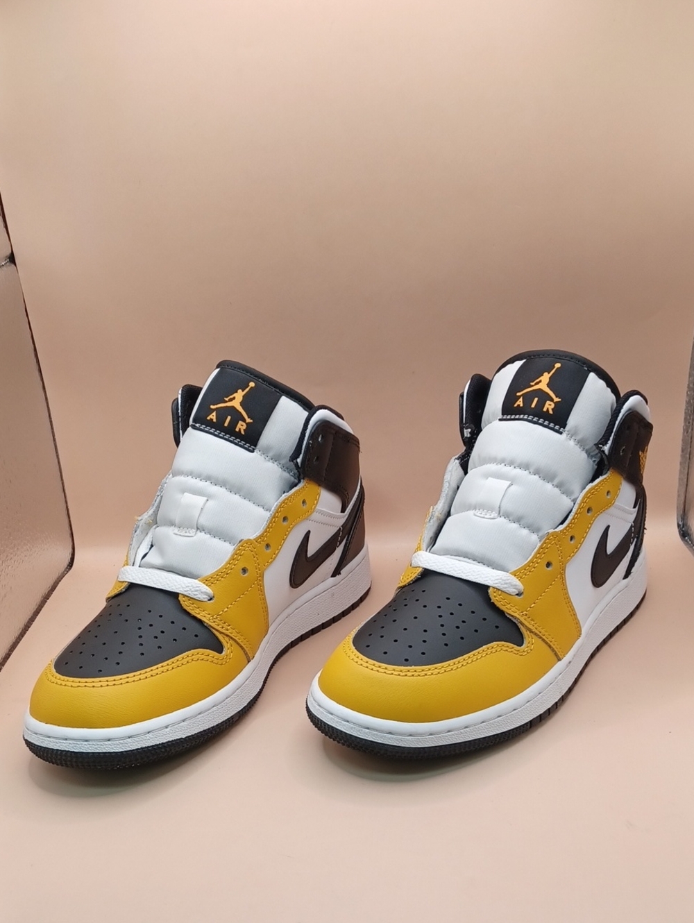 Nike Jordan 1 Mid Sneaker-Yellow Ochre Youth Size 4.5Y US DQ8423-701